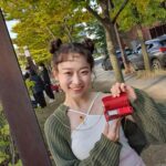 Kim Seul-ki Instagram - 해피의 가방엔 뭐가 들었을까요? #별똥별 #신인가수 #해피 #특별출연 슬기의 가방이 아닌 해피의 가방입니다:D