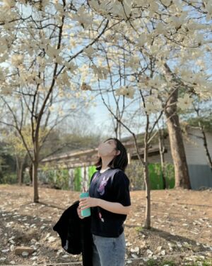 Kim Seul-ki Instagram - 봄 보다 어여쁜 언니들이랑🌸🌼
