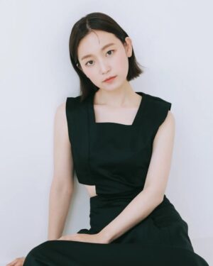 Kim Seul-ki Instagram - 🖤