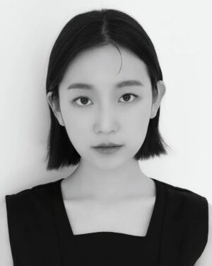 Kim Seul-ki Instagram - 🖤
