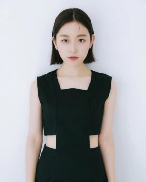 Kim Seul-ki Instagram - 🖤