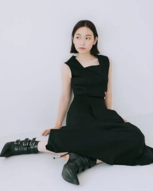 Kim Seul-ki Instagram - 🖤