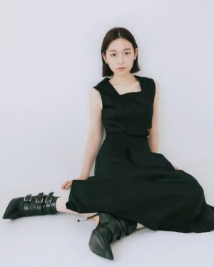 Kim Seul-ki Instagram - 🖤