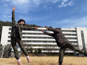 Kim So-hee Instagram - 방과 후 전쟁활동 진짜 재밌는데!!!볼꺼죠??❤️❤️❤️
