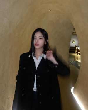 Kim So-hee Instagram - ☺️