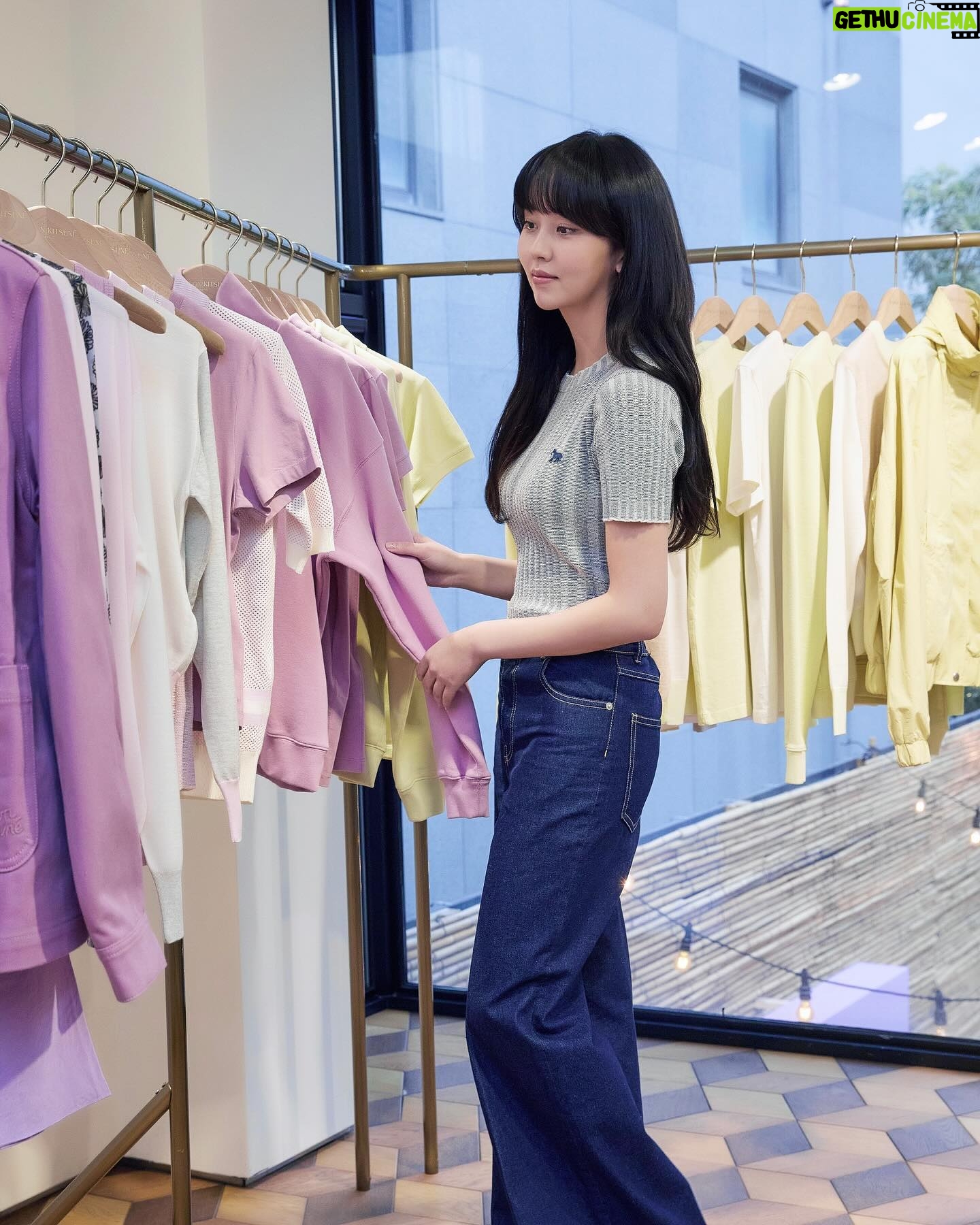 Kim So-hyun Instagram - Baby Fox💜 #maisonkitsune #babyfox #베이비폭스 @maisonkitsune ⠀