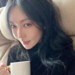 Kim So-yeon Instagram - 🖤