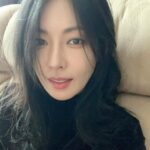 Kim So-yeon Instagram - 🖤