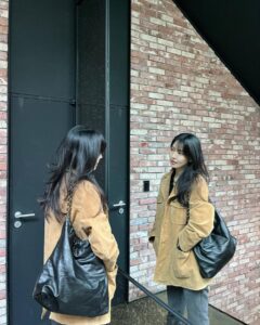 Kim So-yeon Instagram - 💛