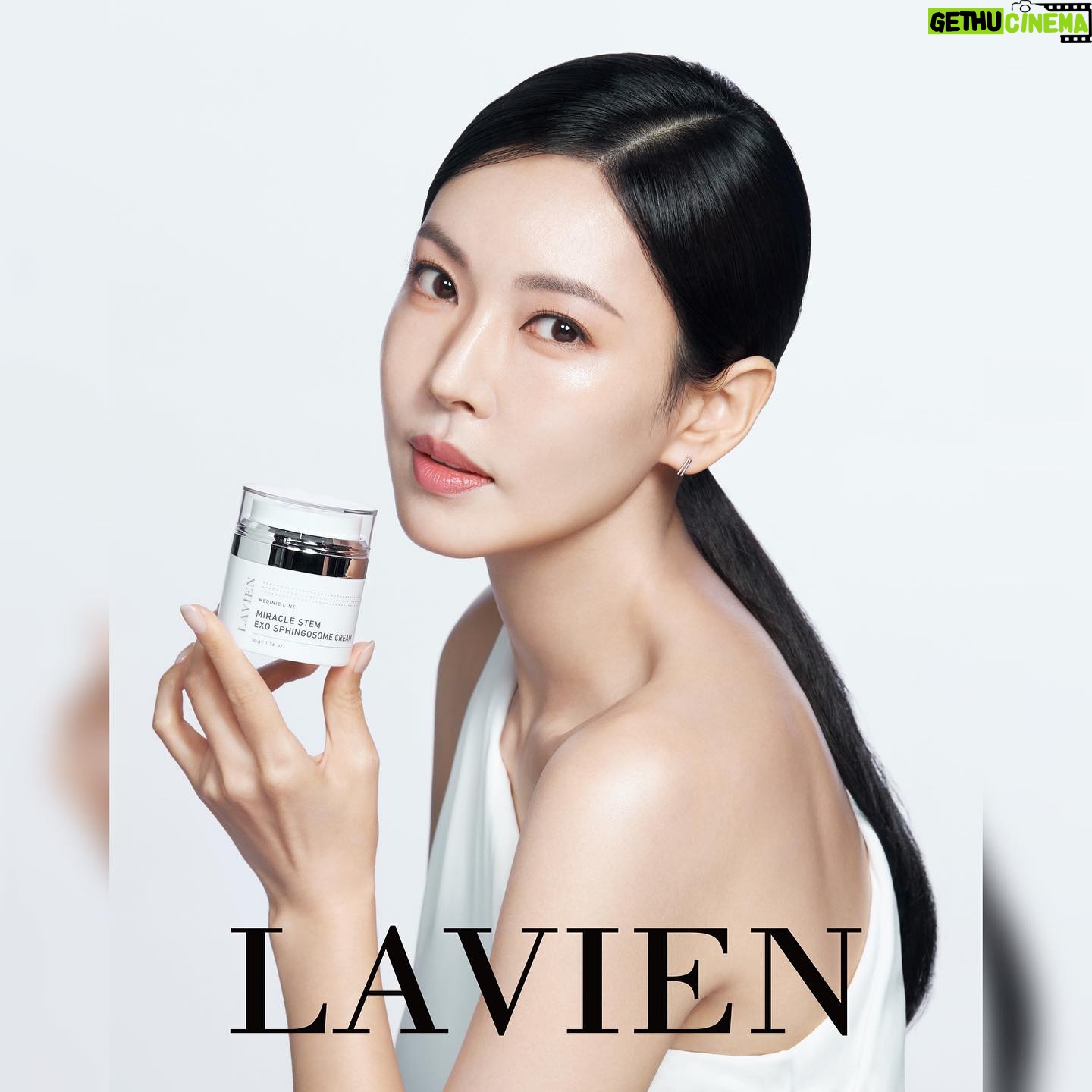 Kim So-yeon Instagram - #λΌλΉμ π«§ @pinksecret85 πΉ @lavien_official π€π€π€