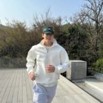 Kim Woo-bin Instagram - ☀️😎