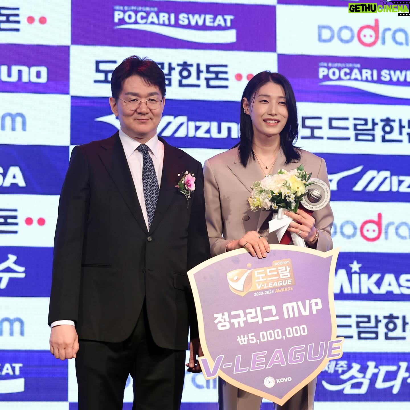 Kim Yeon-koung Instagram - Begin Again🏆🥇