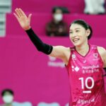Kim Yeon-koung Instagram – 교회는 성경
불교는 불경
배구는 김연경