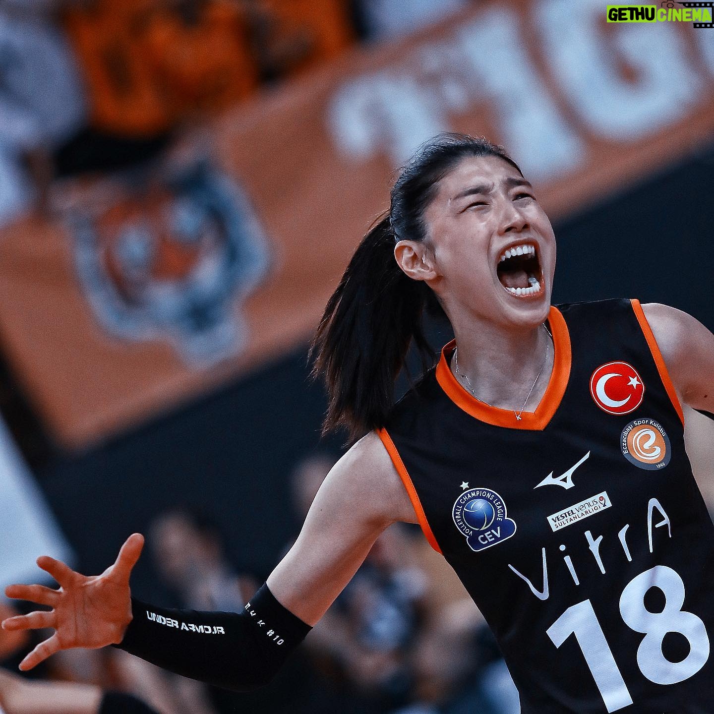 Kim Yeon-koung Instagram - Throwback🔙🐯🔥🇰🇷❤️🇹🇷 #StudioKalopsia #PortraitPhotography #sportsphotography #Photography #portrait #portre #portraitphotographer #volleyball #reuterssport #athlete #voleybol #fotoğraf #fotografia #womenpower #fotografo #womenathletes #details #portraits #portret #closeup #strongwomen #perspective #portraiture #faces #photographer #volei #voleibol #배구선수 #배구 #kimyeonkoung