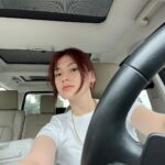 Kim Yong-ji Instagram - 눈이 파드드드 하시는 분 ? 저요 !