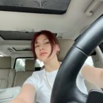 Kim Yong-ji Instagram - 눈이 파드드드 하시는 분 ? 저요 !