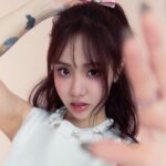 Kimberley Chen Instagram - @beauty321 cover for march 🦋✨🌞💋 kiki的旅程已經開始了 💭 新歌 未完成 今天發行 🥰