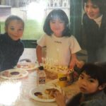 Kimberley Chen Instagram - 終於等不及的30歲🫶🏻 滿滿的幸福，幸運能在這邊活這30年💫 希望可以繼續帶著火爆的心進入接下來這段日子 在這條路上成為自己人的夥伴們我愛你們 1994年的寶貝們衝！