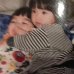 Kimberley Chen Instagram - 終於等不及的30歲🫶🏻 滿滿的幸福，幸運能在這邊活這30年💫 希望可以繼續帶著火爆的心進入接下來這段日子 在這條路上成為自己人的夥伴們我愛你們 1994年的寶貝們衝！