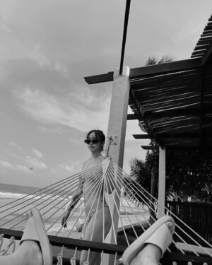Kimberley Chen Instagram - very long overdue 🌞 

沒有期限的幸福 💫