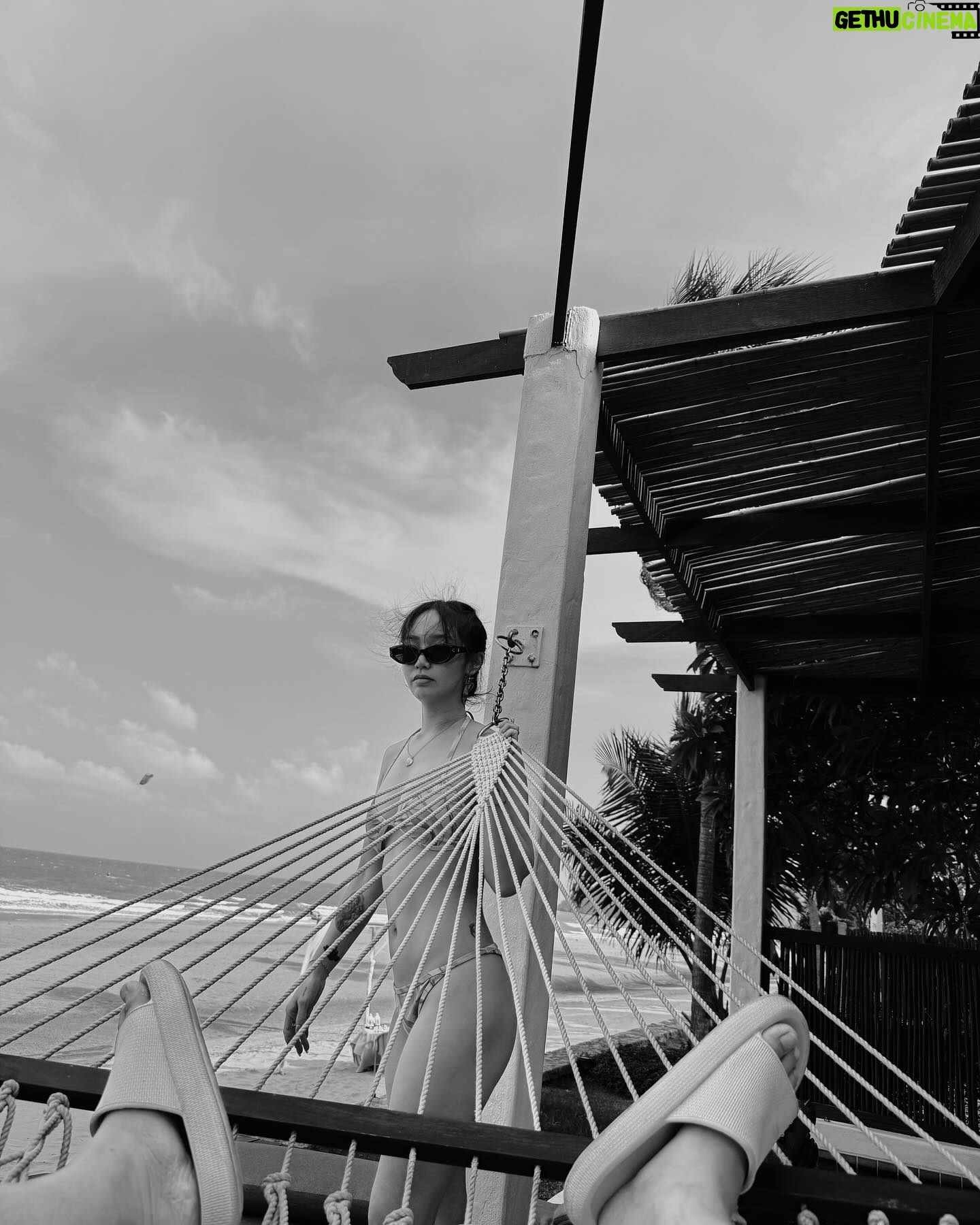 Kimberley Chen - 27.5K Likes - very long overdue 🌞
沒有期限的幸福 💫