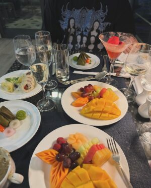 Kimberley Chen Instagram - Appreciation post to the amazing vegan food and the amazing people that made the food and whatever we encountered on our getaway from crazy ☺️

感謝所有的發生，因為這樣才更珍惜簡單的幸福 🩵 也讓我提升我的eq 🦋✨💕🙏🏻

there will be a part 2