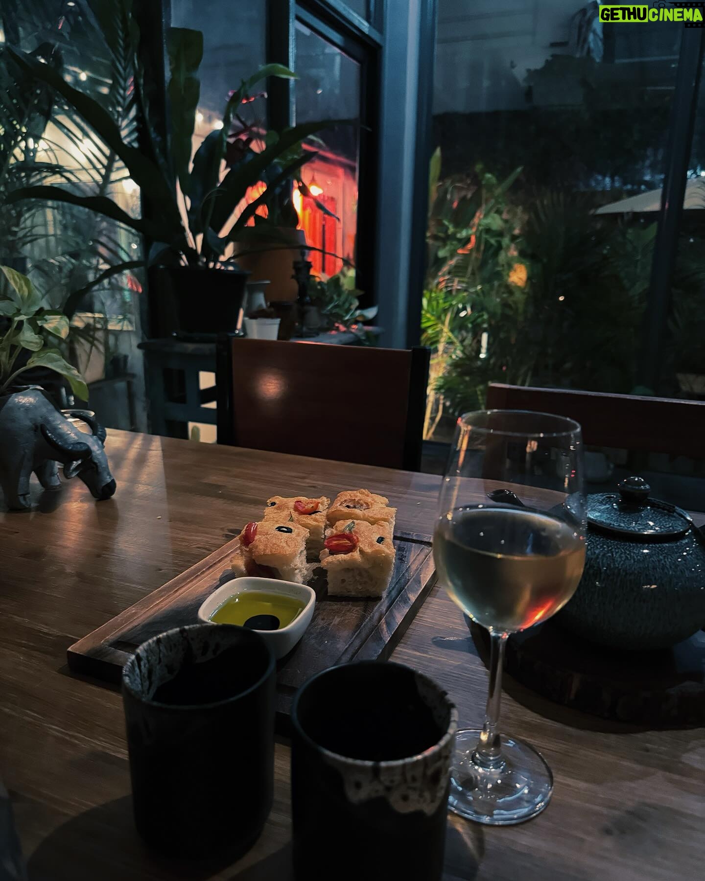 Kimberley Chen - 19.8K Likes - Appreciation post to the amazing vegan food and the amazing people that made the food and whatever we encountered on our getaway from crazy ☺️
感謝所有的發生,因為這樣才更珍惜簡單的幸福 🩵 也讓我提升我的eq 🦋✨💕🙏🏻
there will be a part 2