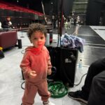 Kimberley Walsh Instagram - No bank holiday for me so we had some visitors at rehearsals but we made the most of the weekend sunshine ☀️ 🫶🏼