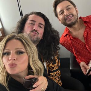 Kimberley Walsh Instagram - Ireland you were beautiful 🇮🇪 what a week 💫. In the car home to see my boys with the fullest heart 🫶🏼. It’s the longest time I’ve even been away from them and I cannot WAIT for squeeze them. They have no idea have many kisses are coming their way 😂❤️