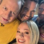 Kimberley Walsh Instagram - What a lovely way to spend a Friday 💛. Not sure why I look twice the size of you @maria_tsiatsiani_official but thanks for teaching us some Argentine Tango it was one dance I didn’t get to do on @bbcstrictly and I’ve never got over it 🤣. What a team @gethincjones @drpunamkrishan @drjgreenwood @mattallwright @maria_tsiatsiani_official @gregfoot and lovely to see @thebodycoach too. Have a fab weekend everyone ❤️