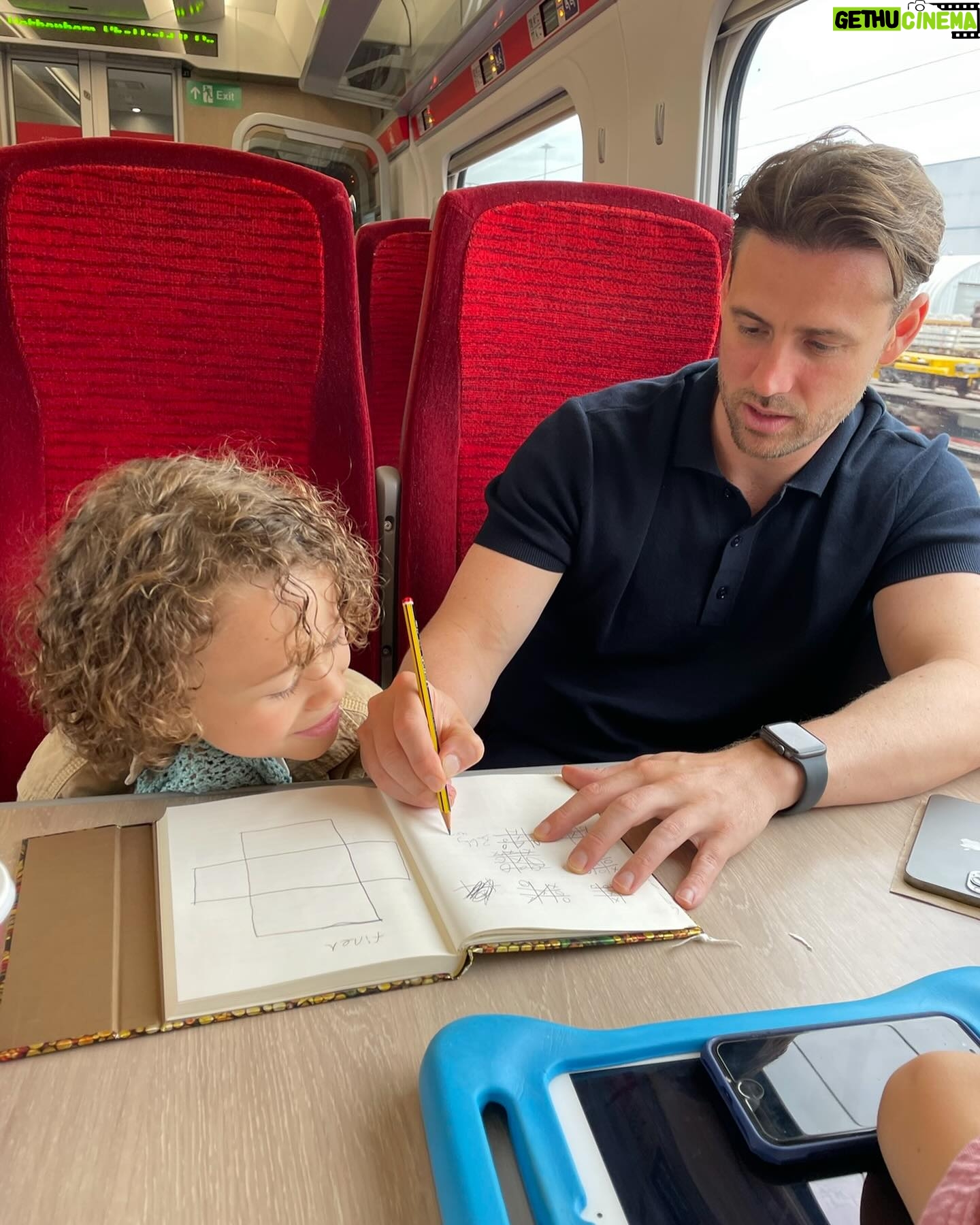 Kimberley Walsh Instagram - Happy 40th to my little bro 🤯. You will always be the guy in number 10 to me 🤣. We love you loads ❤️❤️❤️
