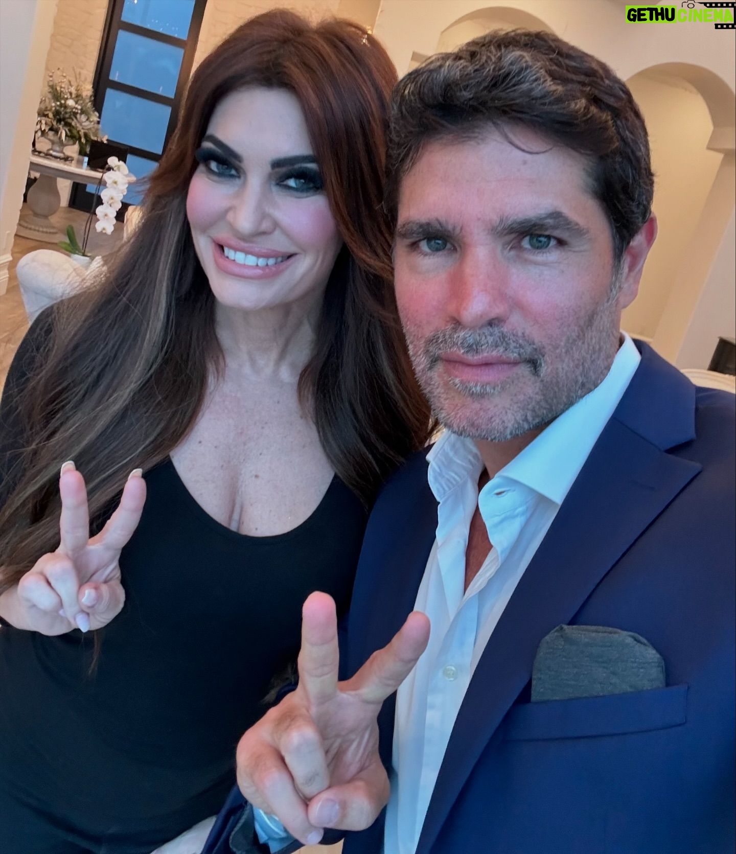 Kimberly Guilfoyle Instagram - It was great to be with my dear friend @kimberlyguilfoyle on “The Kimberly Guilfoyle Show” Coming soon. Let’s make Mexico 🇲🇽 and USA 🇺🇸 great again! Together we are unstoppable! Sound of freedom movement! God bless you!