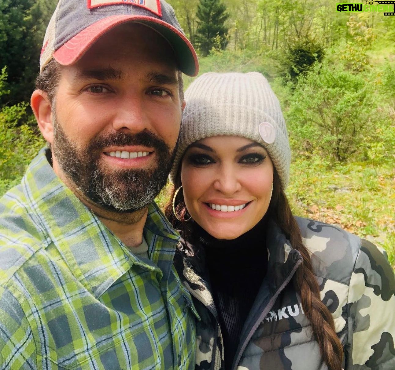 Kimberly Guilfoyle Instagram - Happy anniversary to my sweetheart @DonaldJTrumpJr . You are my best friend and my soulmate. Here’s to us and our incredibly blessed life we share together. Looking forward to creating new memories and enjoying more adventures together. Love you, Kimberly ❤️🙏