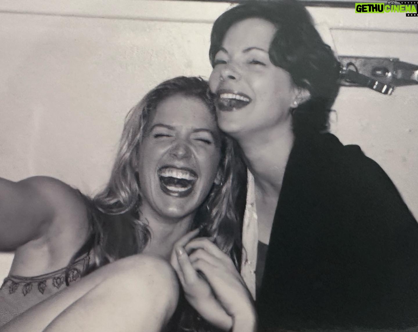 Kimberly Williams-Paisley Instagram - Now and then!! Such a fun reunion with my #relativity sisters @therealpoppymontgomery and @janewadams last night. We laughed so hard we cried, and without any of the booze weβd had in those earlier pics!! ππ₯΄ πΈ credit by camera-shy Janie β€οΈβ€οΈ #oldfriends ππ»ππ»