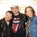Kimberly Williams-Paisley Instagram - It was so great to see @realmikejfox and @michaeljfoxorg in #Nashville last night for A Country Thing Happened on the Way to Cure Parkinson’s. Mike and I go way back-we actually appeared in a movie together years ago, and my mother helped create the development office at the Fox Foundation in their early years. She was smiling down on the event last night. Really exciting news was announced recently that a bio marker has been found for #parkinsonsdisease This is HUGE, and due in large part to the work of the foundation ($2 billion dollars they’ve raised—Mom would’ve been gobsmacked). We’re proud to be a part of their mission. Also loved getting to catch up with @littlebigtown and @natebargatze ❤️❤️👏🏻 @ohgussie @karenfairchild 😘😘 Also everything sounds even better at @belmontu’s @thefishercenter 🙌🏻🙌🏻