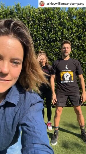 Kimberly Williams-Paisley Instagram - Guys! My sister and @nikdeloach took over the #dance2endalz this year and I AM SO GRATEFUL!! Please come support this event which is so fun and amazing and raises money for #Alz research. I’m totally gonna be there dancing my butt off. Theme is 2000s this year. @hallmarkchannel and it’s stars are stepping up BIG TIME to make this event a huge success. You’re gonna have a blast. @wildhorsesaloon Sunday, Nov 12th. Tickets still available at Alz.org/dance party 💜💜#endalz it’s also on @ashleywilliamsandcompany’s birthday so we’ll be celebrating that too!! 💃🏻🎉🎉🥳