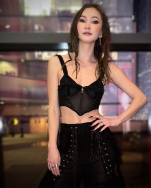 Kimiko Glenn Instagram - Niffty 💋