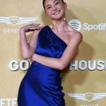 Kimiko Glenn Instagram - better late than never 😭 the #goldgala (which happened 4 nights ago) was such an incredible evening of celebrating some of the most influential and iconic AAPI of our time. not to mention meeting @msleasalonga was kind of monumental for me ?!? my family knows. and any asian girl who loves broadway knows. and anyone who loves disney princesses. and anyone who has ever heard her sing. and on and on. and she was just one of many people i admire in attendance. what a night to remember 🥹💞💞