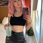 Kimiko Glenn Instagram - 🩵🩵