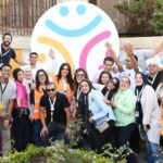 Kinda Alloush Instagram - حقيقي السعادة الي بحسها في كل مرة بقضي يوم مع شباب جمعية شارك البسمة مافيش سعادة بتضاهيها.. لما بشوف الشباب المتطوع المتحمس انو يساعد ويقدم وقته وطاقته عشان يعمل فرق في المجتمع سعيدة بالتطور والتقدم الي بشوفو في كل مرة بكون معاكم وفخورة بإني فرد من أسرة جمعية شارك البسمة وبدعو كل الناس انها تساهم بالتبرع أو التطوع سواء في شهر رمضان او طول أيام السنة @shareasmile.eg @nagwa.elassy
