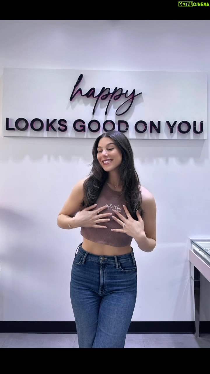 Kira Kosarin Instagram - thank you @happyjewelers 💍