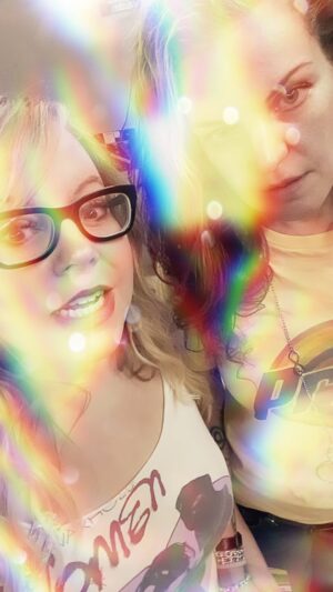 Kirsten Vangsness Instagram - #happypridemonth🌈  INDEED. My inner 18 year old is FREAKING out. As an early birthday present to me I got amazing @indigogirlsmusic tickets and the show was EXTRAORDINARY (including my new friend and percussive KING @brady_blade ) and then my warmest hearted ♋️ 🦀 Cancerian Sibling @sulli.sullivan brought us backstage and I got to say thank you with my face and see sweet smart creator of the catch phrase of an Abby/Garcia sighting  a “Science Sandwich” @thepauleyp also I used a filter to cover a pimple and it didn’t work but I kept it.