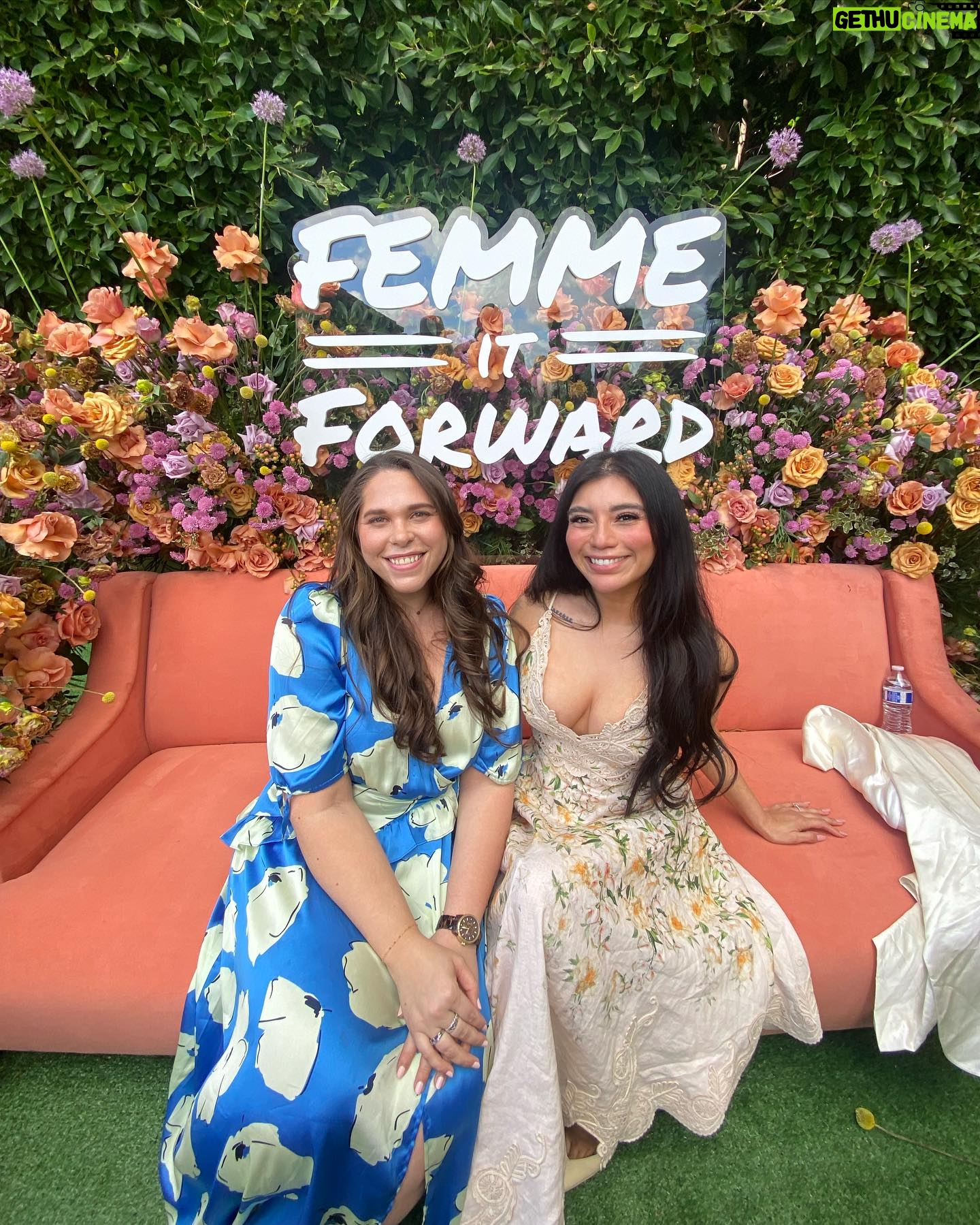 Kirstin Maldonado Instagram - grammy parties, friends, flowers, oh my 💖
