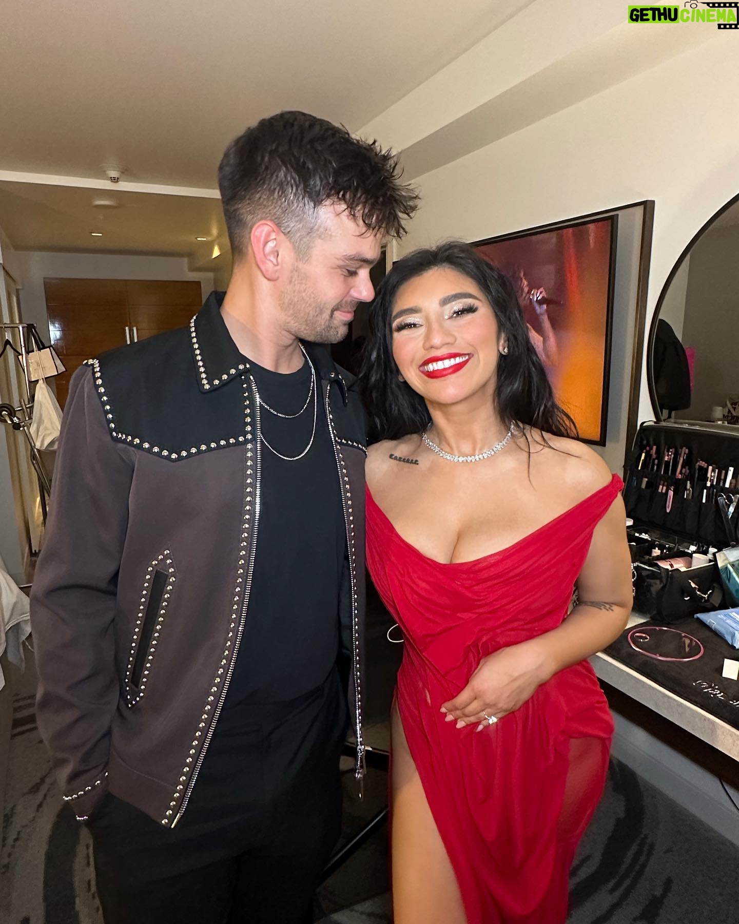 Kirstin Maldonado Instagram - i meannnn ā¦ š„š„š„ iād say Grammys 2024 was a win in itself š