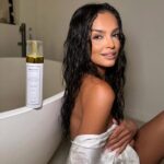 Klaudia El Dursi Instagram – Perfect bronze tan with @tanexpert 🤎🍫
-20% • KLAUDIA20 •reklama