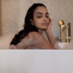 Klaudia El Dursi Instagram – Czas na rachunek sumienia,
podsumowanie tego roku..
Wyciągam wnioski, 
Wspominam..