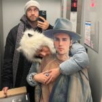 Klavdiya Vysokova Instagram - С днем рождения, любимый ❤️ Надеюсь, ты меня не убьешь за эти фотки 🤣🤣🤣 С тобой моя жизнь стала намного ярче, веселее и теплее, я тебя очень-очень люблю и ценю каждый момент рядом 💋 Много писать не буду, а то ты ждешь меня в другой комнате 😂 мы поехали отмечать!! По пути буду читать ему ваши поздравления… так что 👇🏼