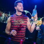 Klebber Toledo Instagram - Celebrando o melhor da vida com Casillero del Diablo Devil’s Carnaval! A combinação perfeita de cor, alegria e bons momentos 🥁 #apreciecommoderação #publicidade #devilscarnaval #celebretodoencontro
