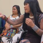 Klebber Toledo Instagram - Em Belém tive a honra de conversar e debater questões importantes sobre o clima e a sobrevivência dos povos do Brasil com grandes lideranças indígenas do nosso país, entre eles o nosso mestre Raoni @institutoraoni e a nossa líder @watatakalu e ainda pude conhecer uma embarcação do @greenpeacebrasil que estava em missão pela costa brasileira e estava atracada no porto. ♻️🌎🤍✨ E claro que rolou aquele sorvetinho de taperebá com tapioca… amo Belém do Pará.