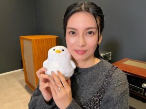 Ko Shibasaki Instagram - TBS『THE TIME』インタビューありがとうございました🪷
シマエナガちゃんと🦉

#時差投稿
#シマエナガ
#丁寧なインタビューだった
#ARIGATO